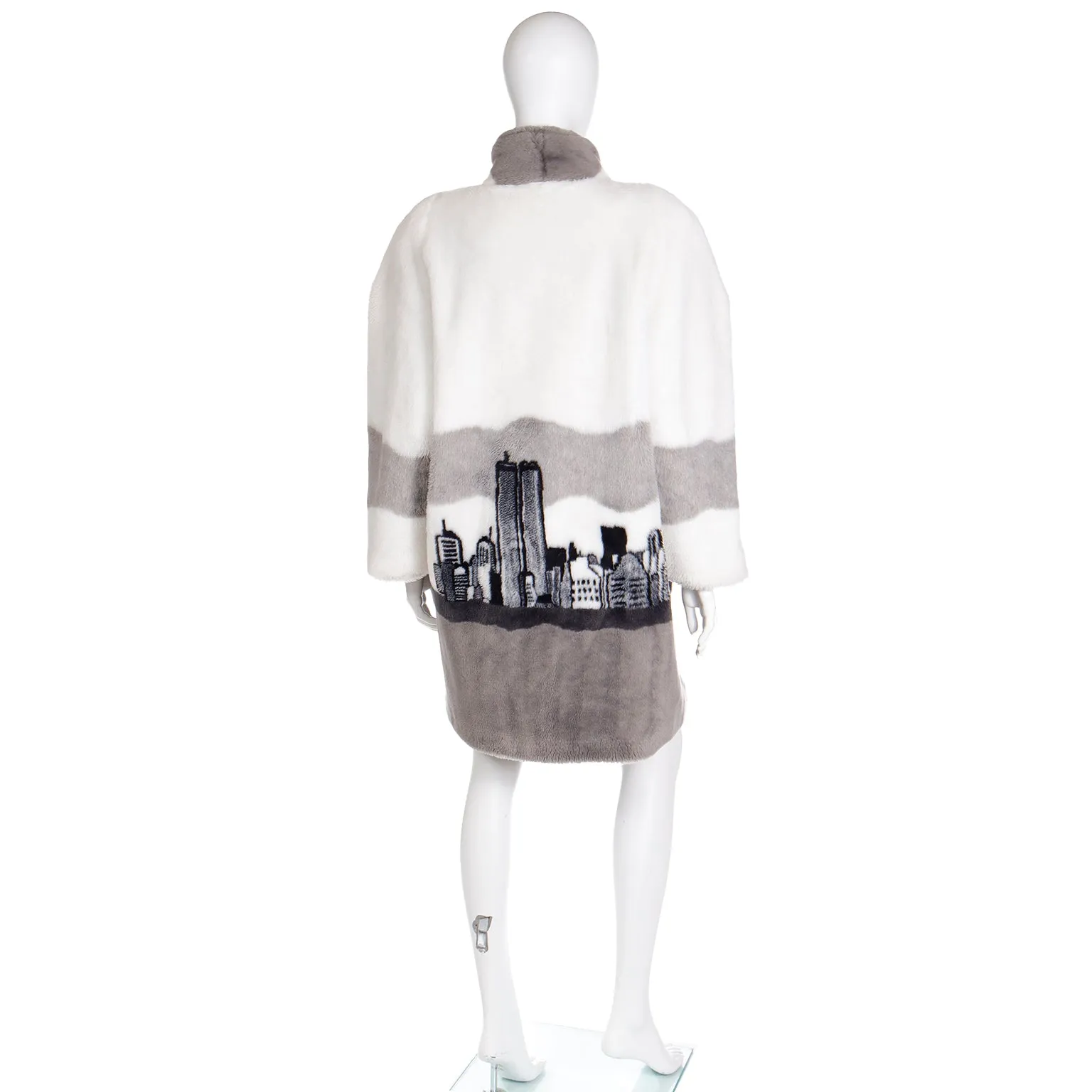 1980s Rare Vintage NYC Twin Towers Skyline White Grey & Black Faux Fur Coat