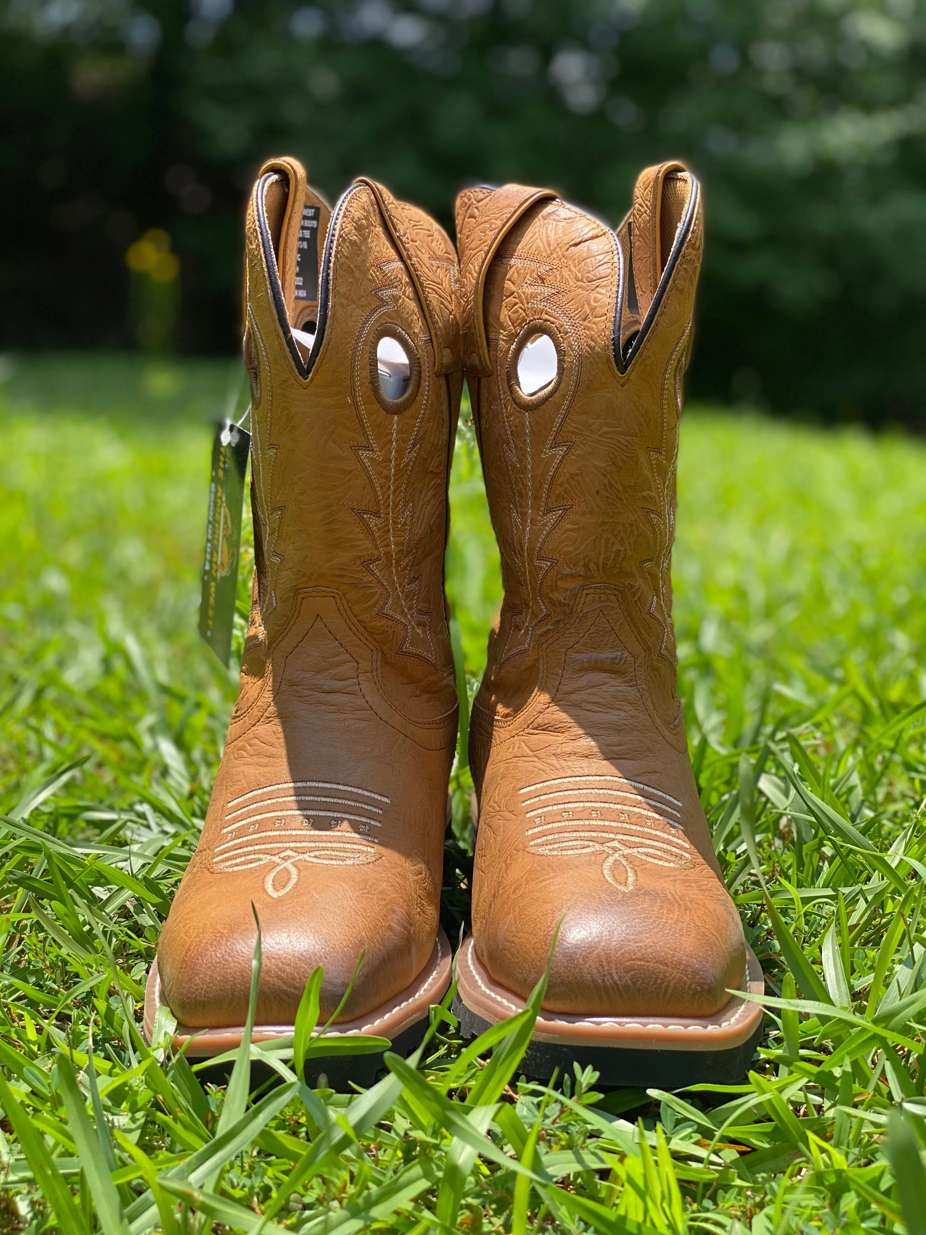 AW62B- The American West Boots - Tan Comp