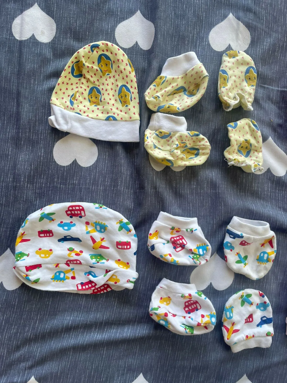 Baby cap, mittens and booties - Set of 02 New Born