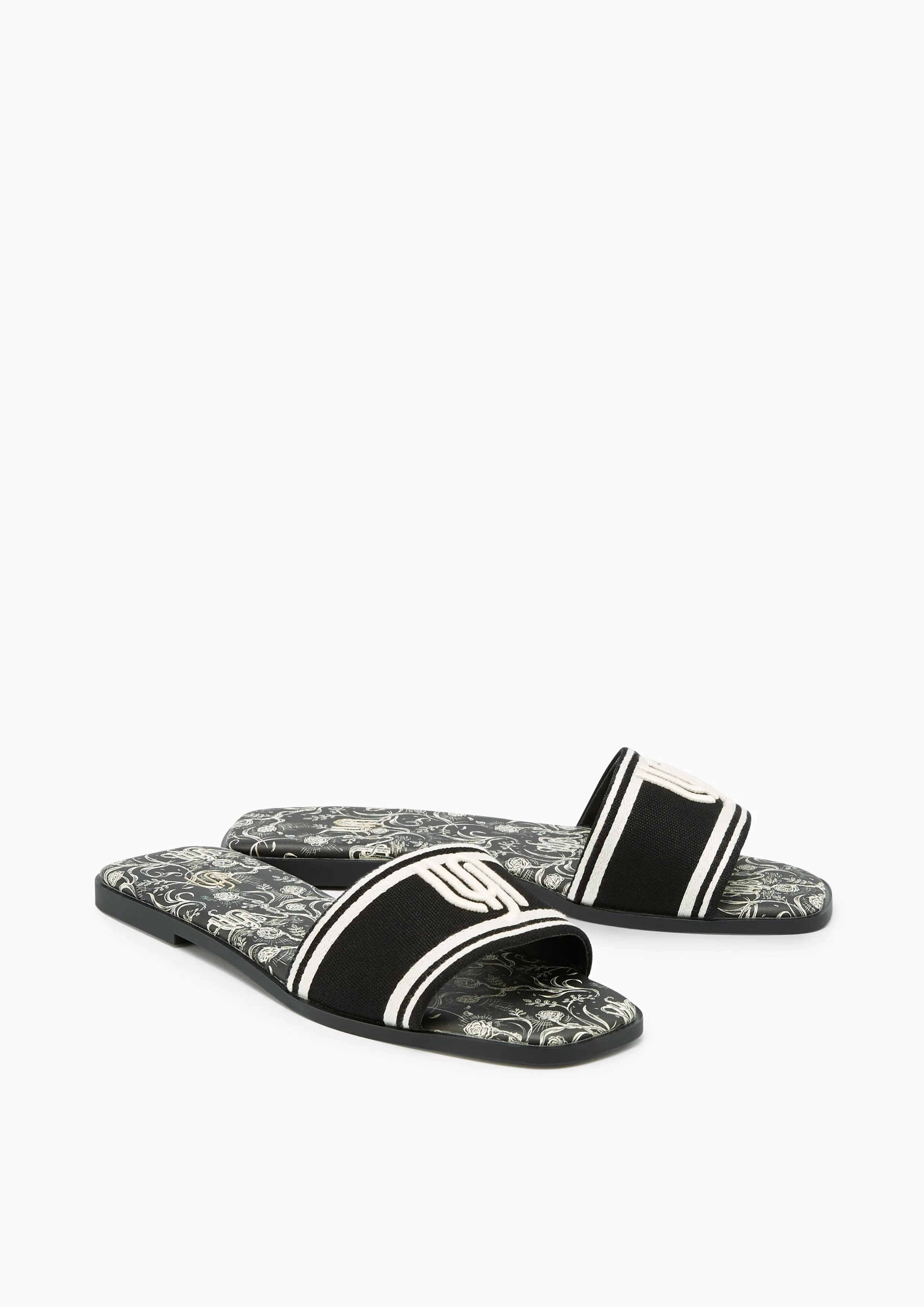 Maiden Infinite Flat Sandals - Black